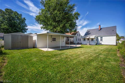 Tiny photo for 424 E 326th Street, Willowick, OH 44095 (MLS # 5216673)