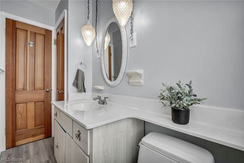 Tiny photo for 424 E 326th Street, Willowick, OH 44095 (MLS # 5216673)