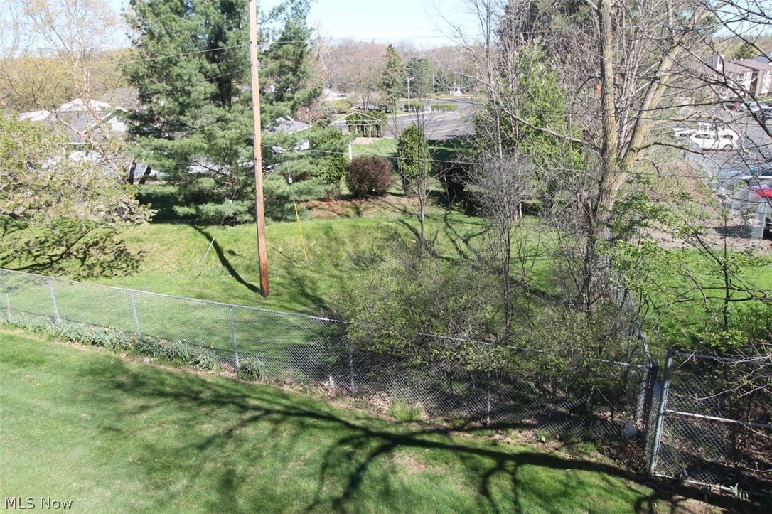 Pinecrest - Residential