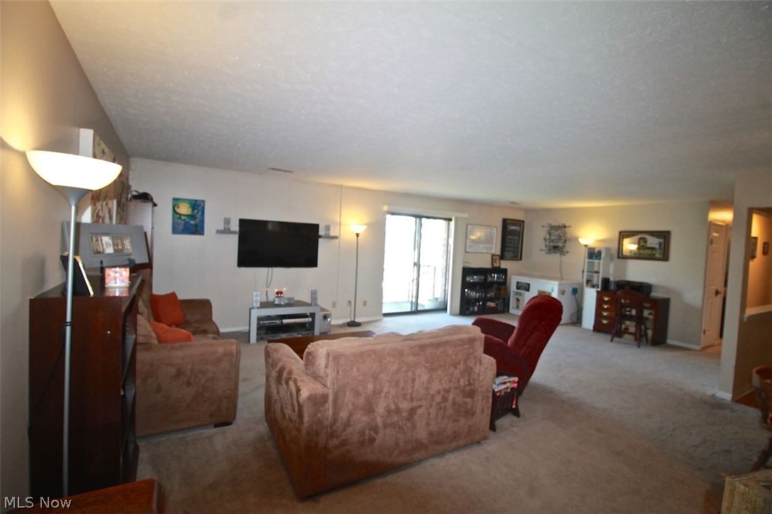 Pinecrest - Residential