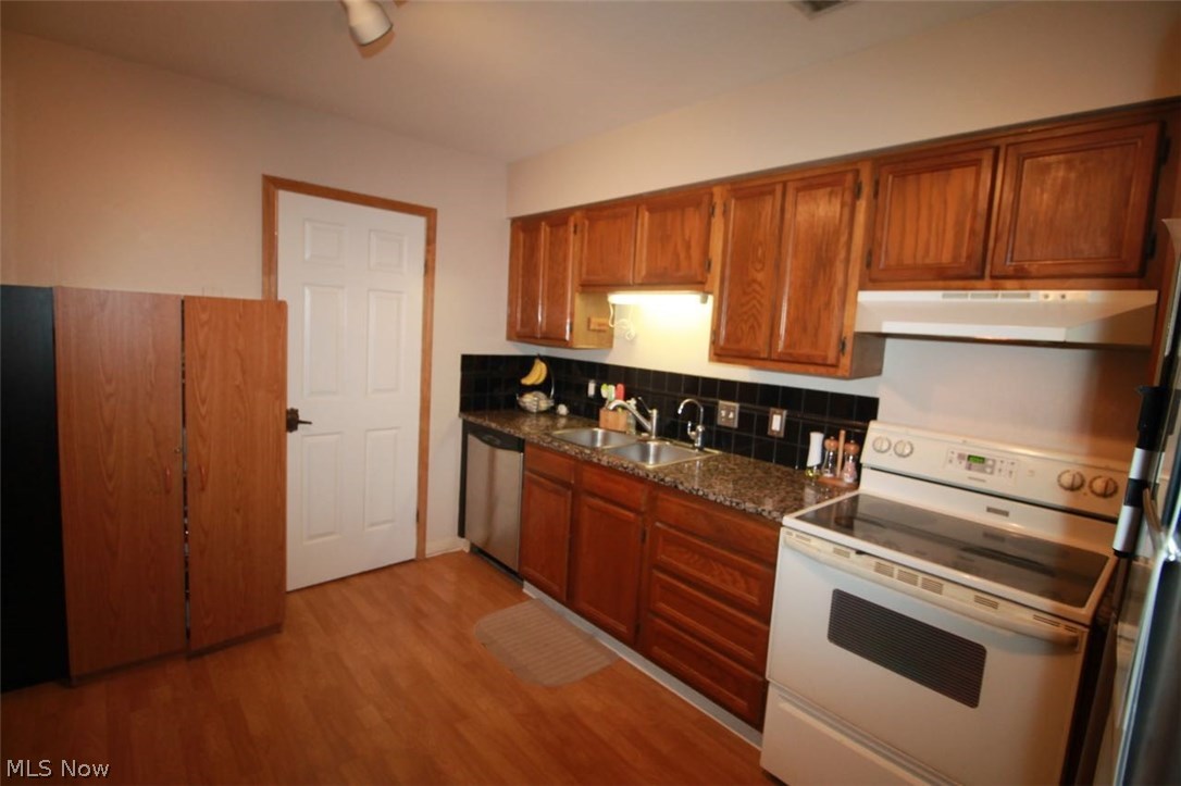 Pinecrest - Residential