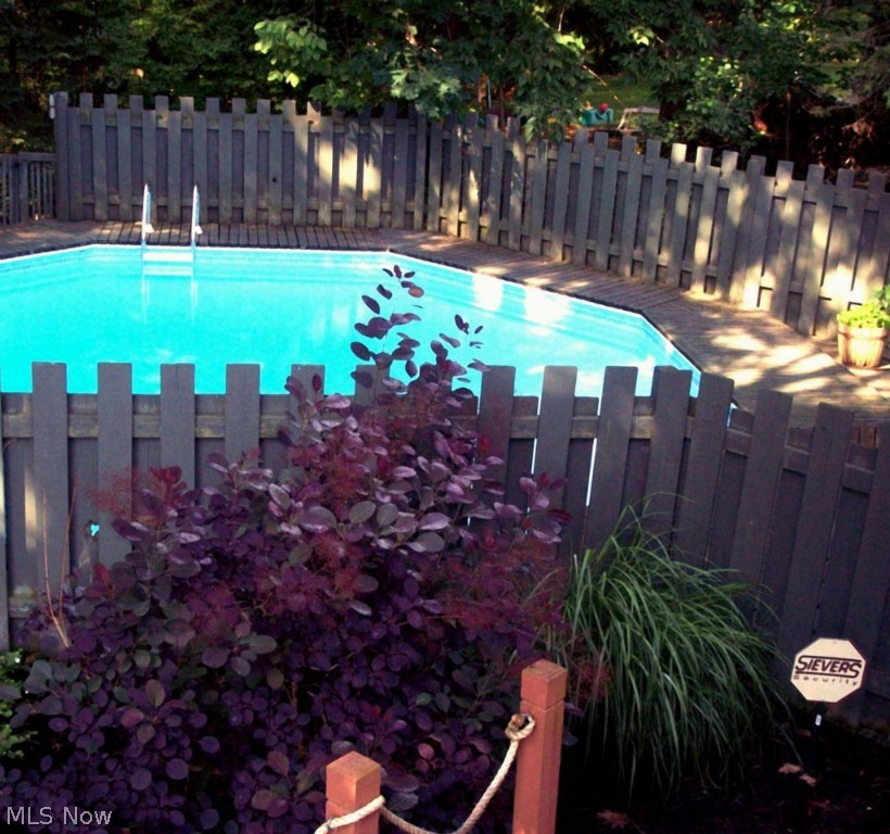 White Oaks - Residential