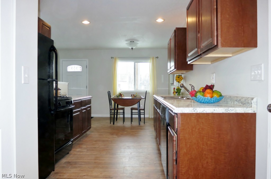 Mentor Beach Park 02 - Residential