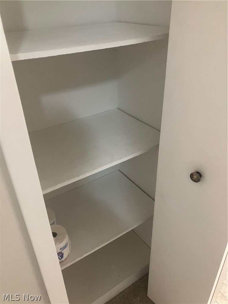 Gardens/Raintree Condos - Residential