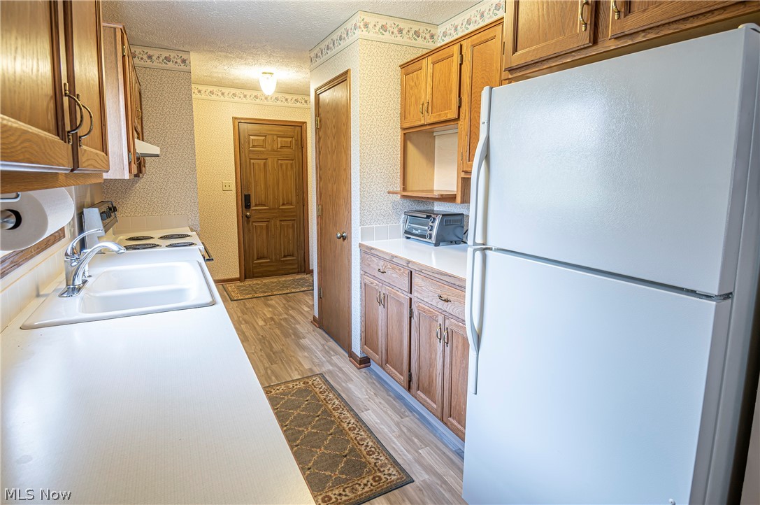 Hartville Country Commons Condo - Residential