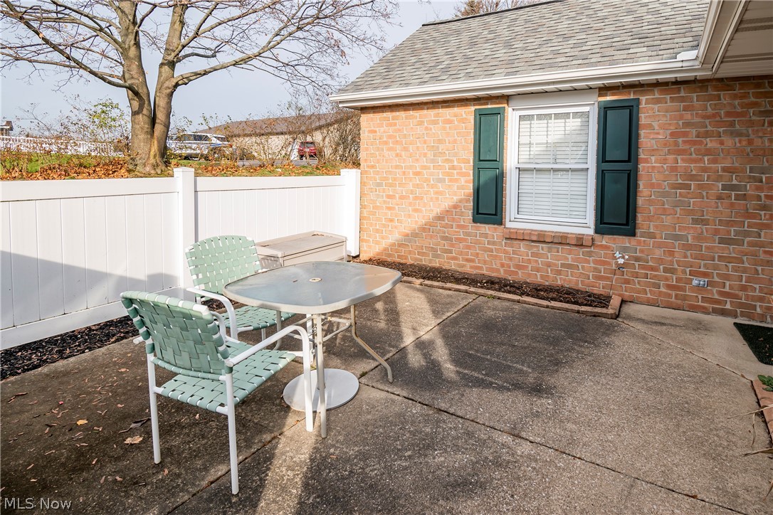 Hartville Country Commons Condo - Residential