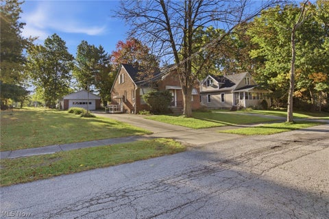 Homes For Sale - 5451 Hill Street<br/> Cuyahoga County, Maple Heights, OH 44137