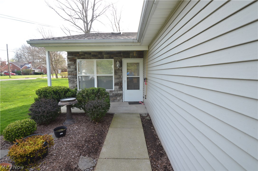 Meadowbrook Village - Residential Lease