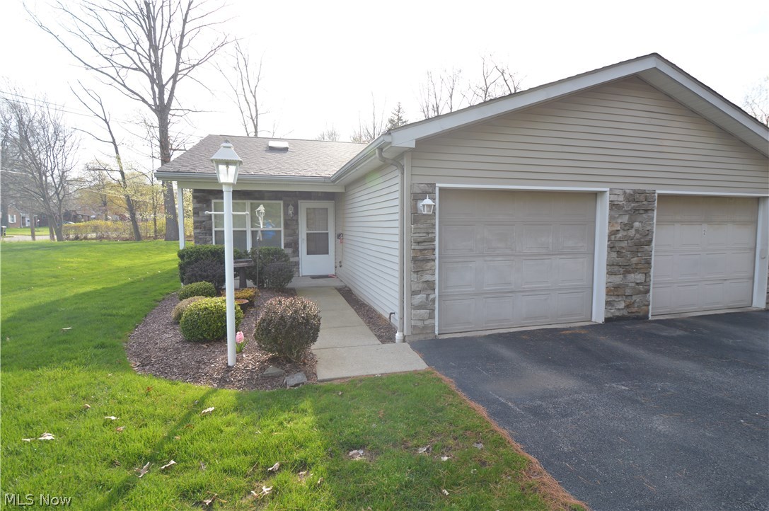 Meadowbrook Village - Residential Lease