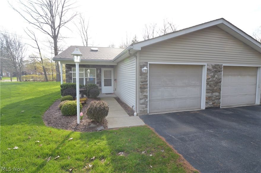 FOR RENT $800 per month- Clean and neat 2 bedroom condo. This unit includes a spacious eat in kitchen, living room with vaulted ceiling and fireplace, two large bedrooms, and a laundry room. This condo is equipped with all kitchen appliances and a washer and dryer. Exterior features include a one car attached garage and front patio. First and last month's rent and equivalent security deposit are due at signing. Background and credit checks required. One year lease term. No pets.