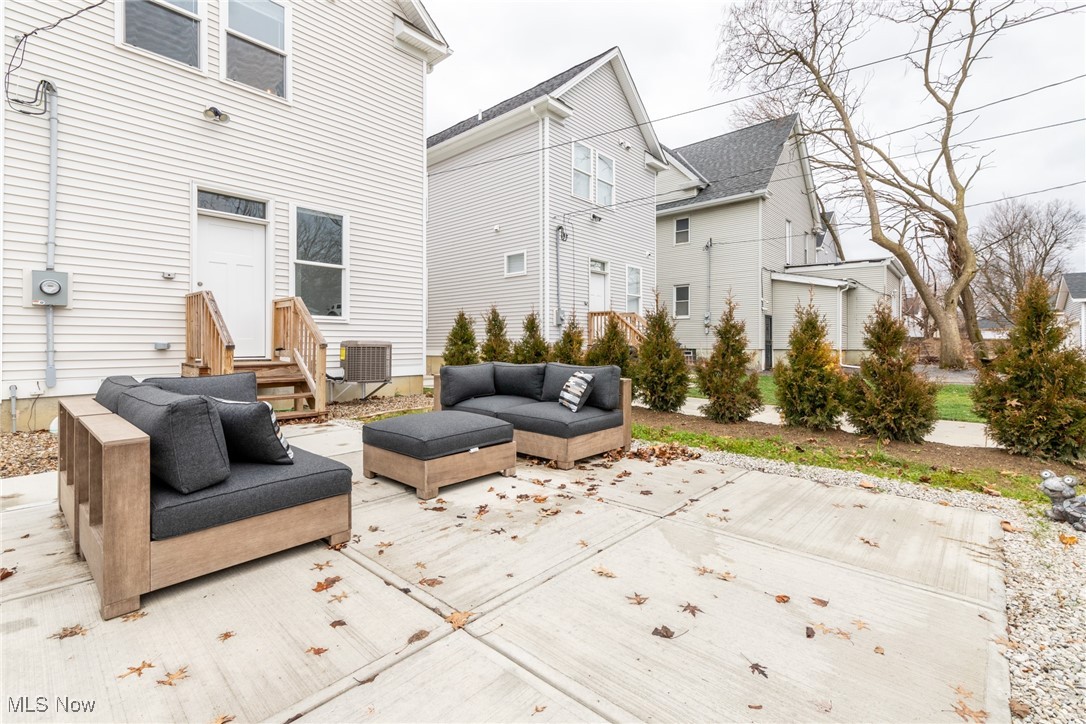 Cleveland, Ohio 44106, United States, 3 Bedrooms Bedrooms, ,3 BathroomsBathrooms,Residential,Active,117086