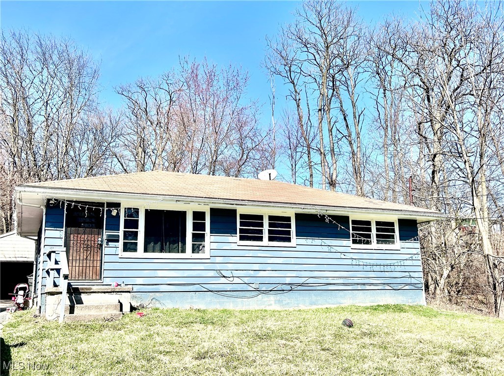 2450 Cherry Hill Avenue, Youngstown, Ohio image 1