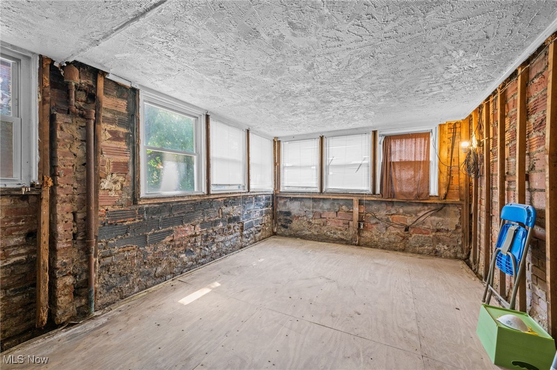 Rockport Sec 22 - Residential Income