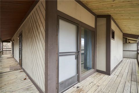 Condo For Sale - 1722 Treetop Trail #D<br/> Akron, OH 44313