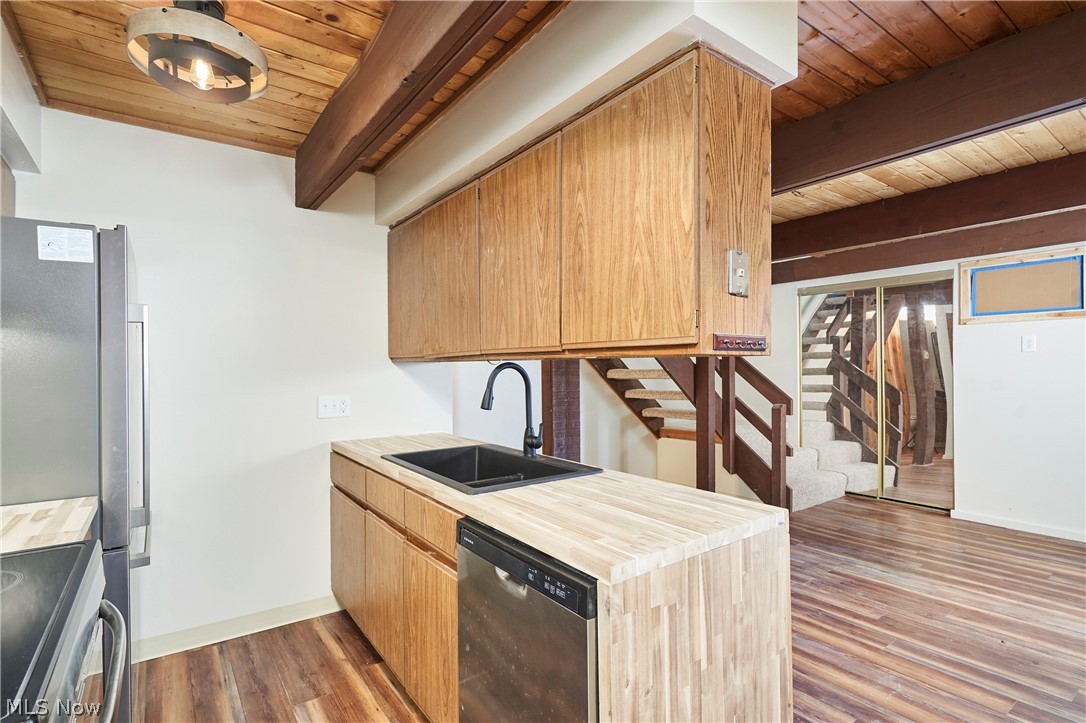 Timber Top Condo - Residential