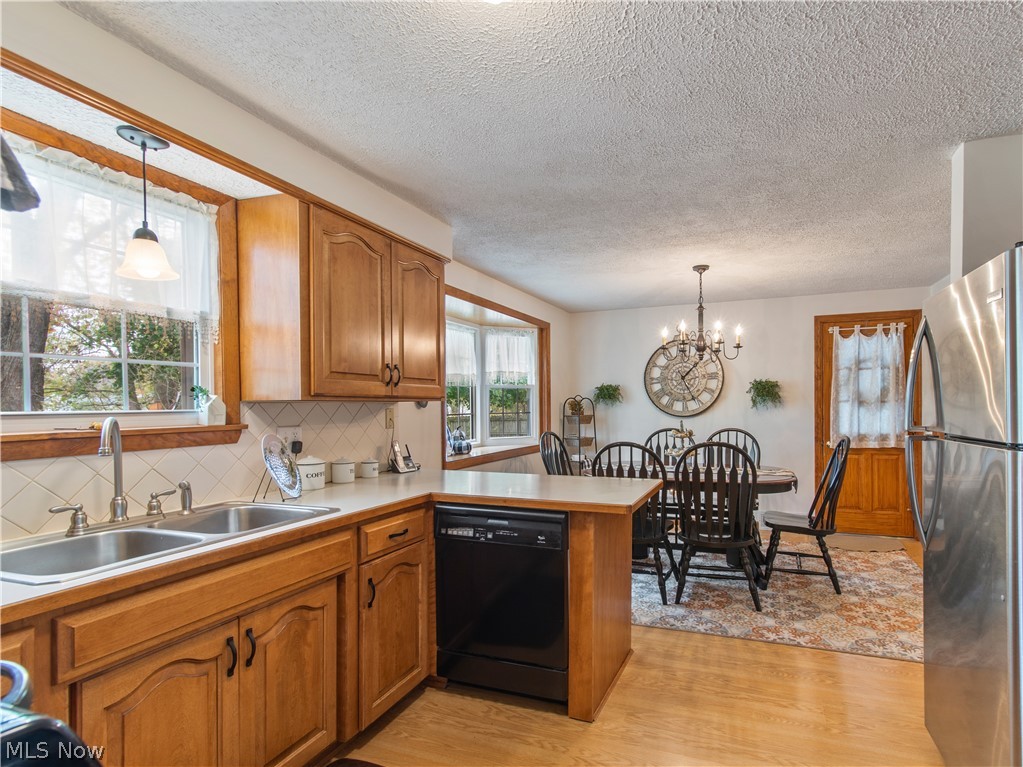 Meadowlake Estates - Residential