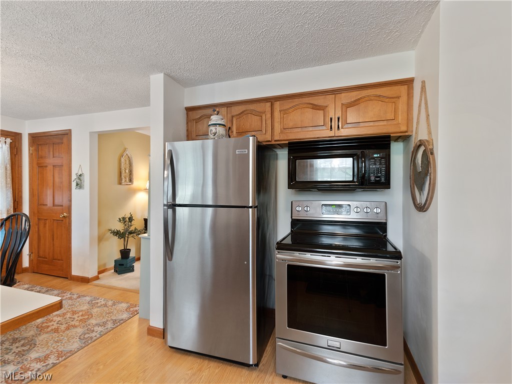 Meadowlake Estates - Residential