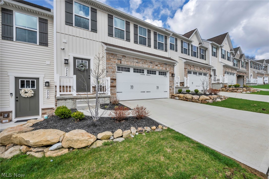 Hillshire Woods Condo II - Residential