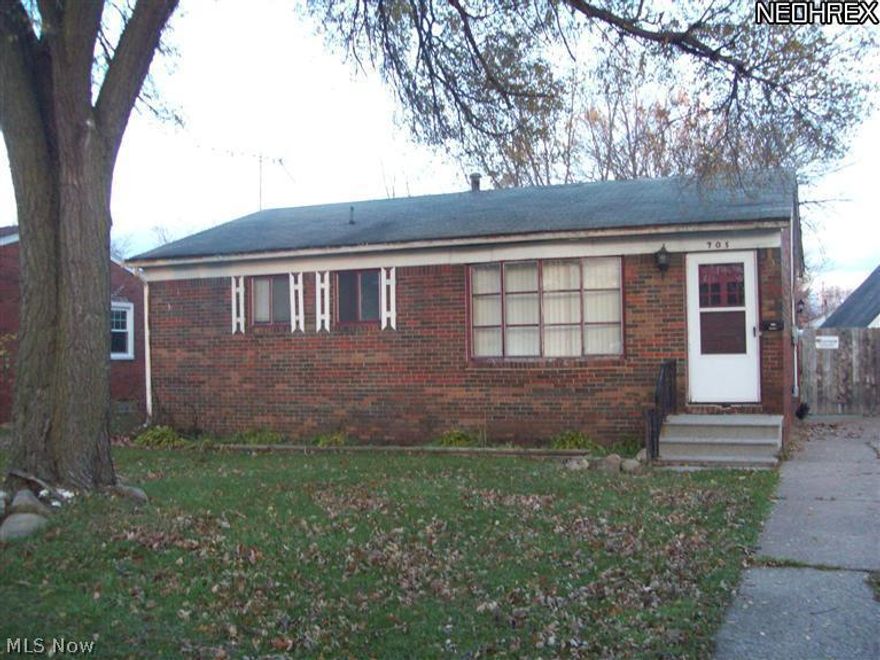 Brick ranch that needs some some tlc.  Ceiling fans in all 3 bed rooms and living room.  Fully fenced in back yard and 2 car detached garage.