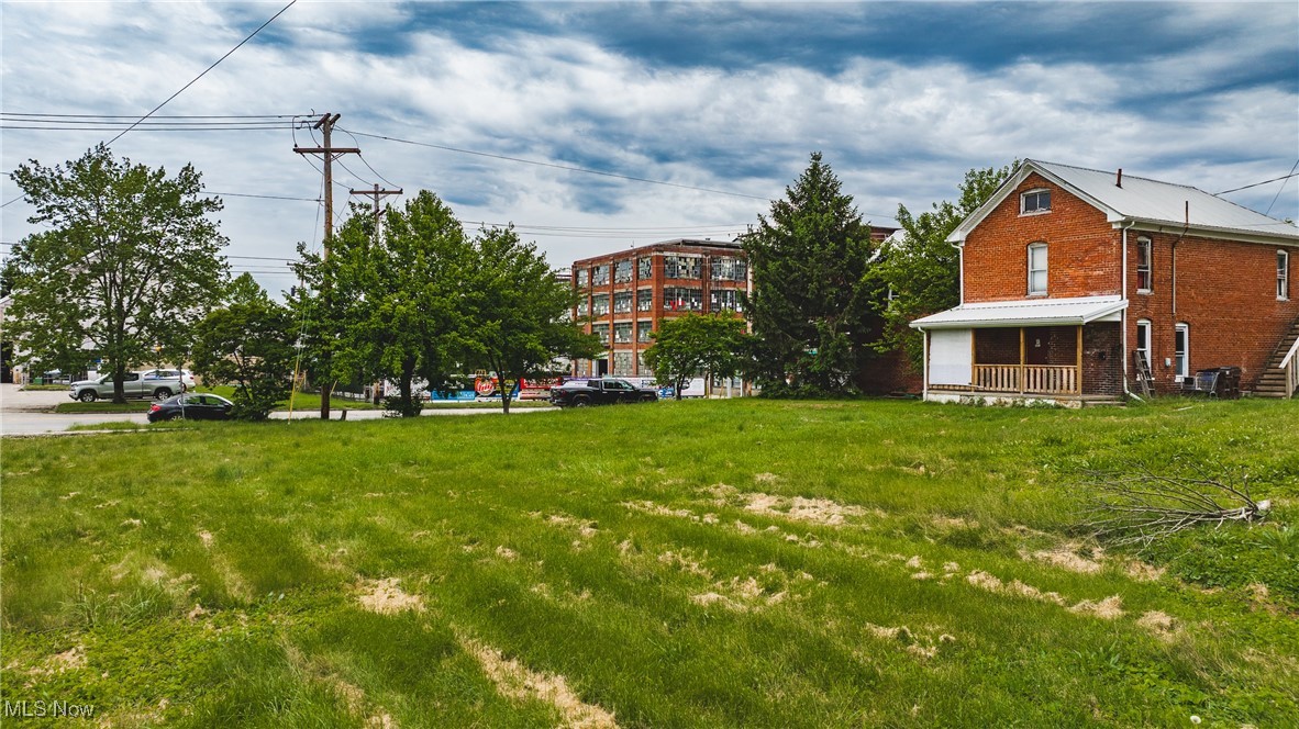 1005 Greene Street, Marietta, Ohio image 2