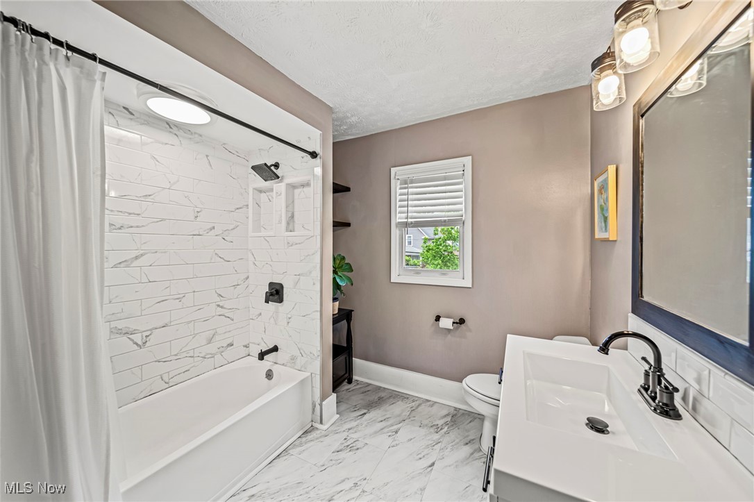 1463 Coutant Avenue, Lakewood, Ohio image 27