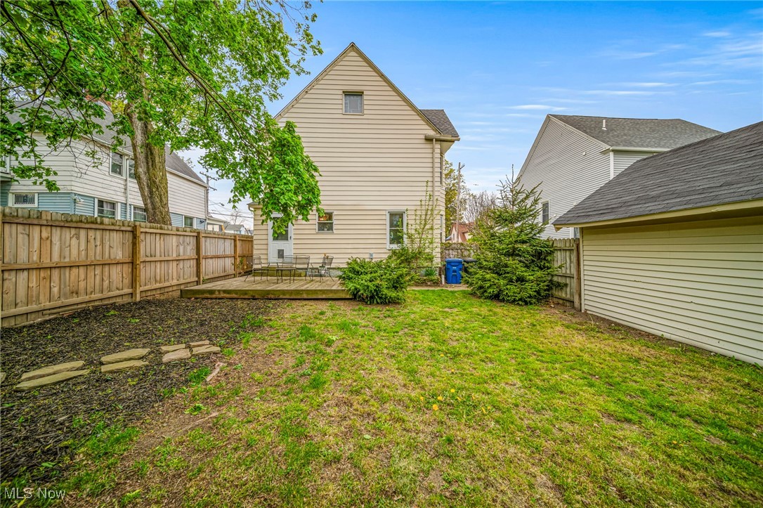 1463 Coutant Avenue, Lakewood, Ohio image 7