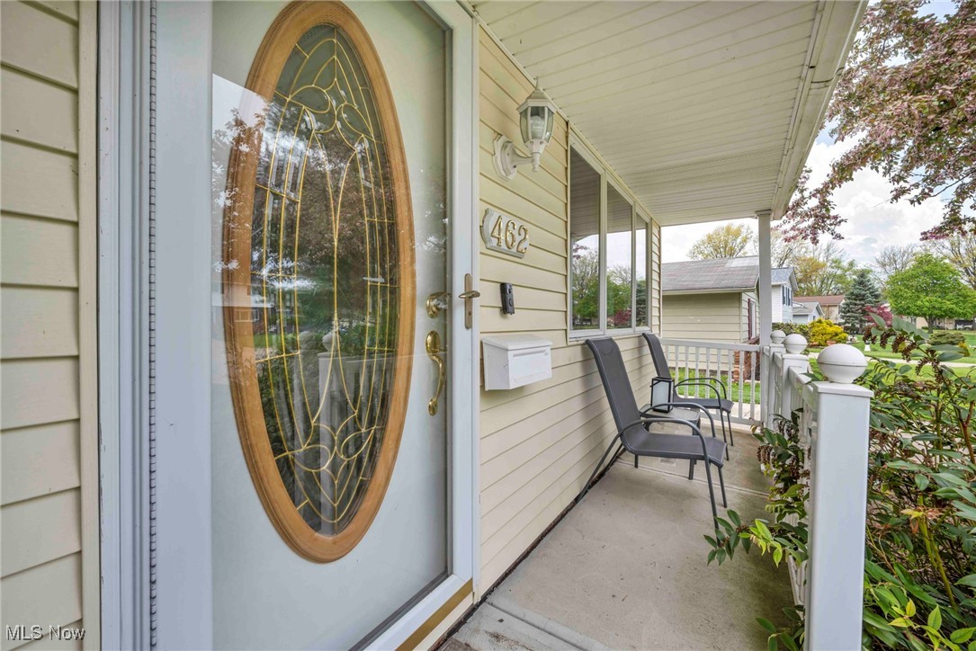 462 Waterbury Drive, Eastlake, Ohio image 5