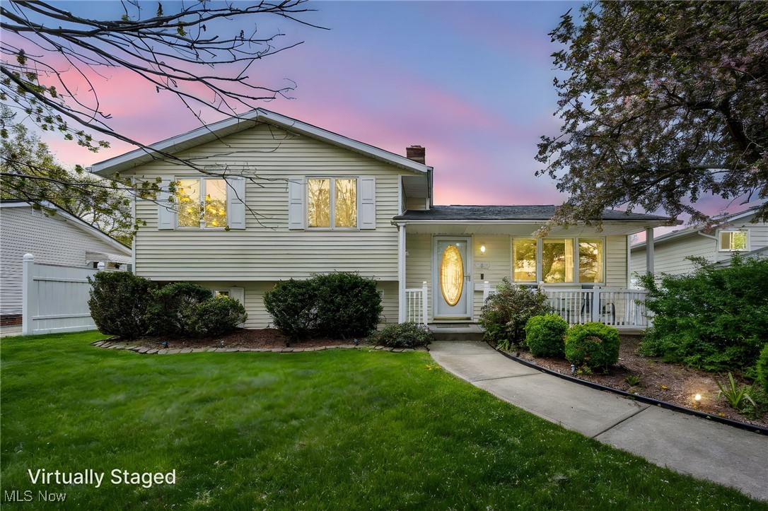 462 Waterbury Drive, Eastlake, Ohio image 1