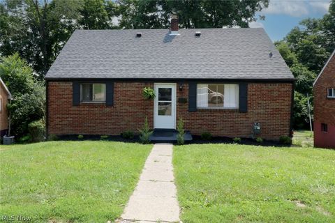 Homes For Sale - 414 Dresden Avenue<br/> Jefferson County, Steubenville, OH 43952
