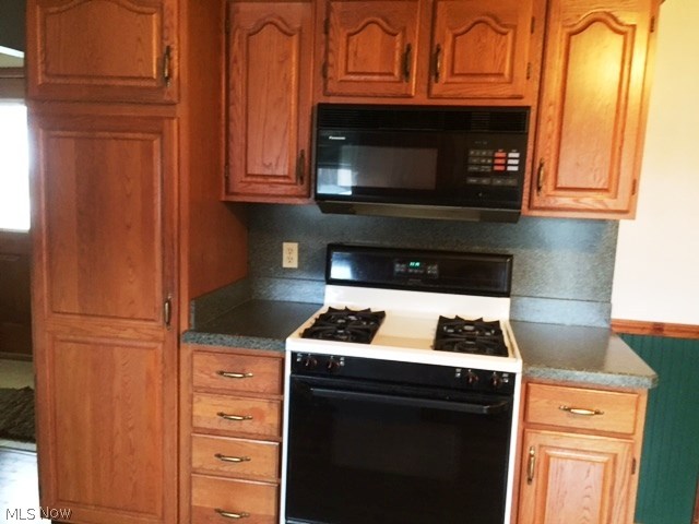 David Tod Memorial Park - Residential