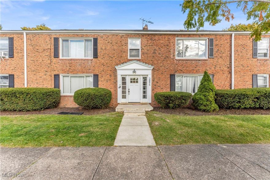 3895 Kirkwood Rd | Unit 2, Cleveland Heights - Spacious 2 bed 1 bath multi-family home! //

$ 1045 rent / $ 1045 deposit //
$49 application fee per adult //
1-2 pets OK in this unit. After application pre-approval, a PetScreening is required for any animals to proceed with one of our properties; a PetScreening affidavit is still required if you have no pets. (Some breed restrictions apply per HUD guidelines). //
NO SMOKING //
1 time $149 non-refundable set up fee paid at lease signing //

$30/month required resident benefit package; can include personal property/liability insurance for an additional $5/month for $35/month total. //

** ** CMHA OK - 2 bdrm voucher; must be prepared with ½ reservation fee to hold the property and moving packet. **  ** //

After application Pre-Approval 1 applicant per household application is required to fill out a PetScreening application, before being about to proceed with placing a Reservation Fee for one of our properties.  You will receive a pre-approval for your application and in order to proceed, the PetScreening is required. Even if you have NO pets - this application must be filled out. One time, non-refundable pet fee of $200-500 per animal applies to all pets & must be paid before or when you pay your first month rent. (No fee for qualified assistance animals). //

Our application is processed through secure site: Findigs, and they require ID and income verification. Without this, your application will not be processed. They offer 24/7 chat support on their application directly if you have any questions. //

BEDROOMS: 2 //
BATHROOMS: 1 //
APPLIANCES PROVIDED: stove, and microwave //
UTILITIES / RESIDENT RESPONSIBILITY: Resident pays gas and electric and is responsible for snow removal. //

Serious inquiries only.