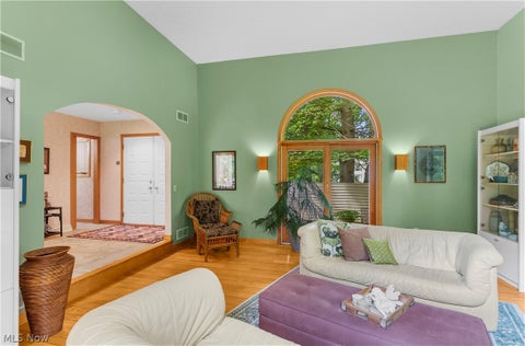 Tiny photo for 1337 Springwood TRCE SE, Warren, OH 44484 (MLS # 5239916)