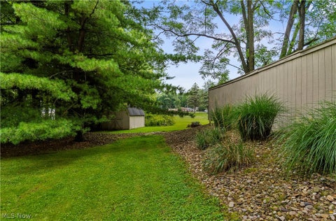 Tiny photo for 1337 Springwood TRCE SE, Warren, OH 44484 (MLS # 5239916)