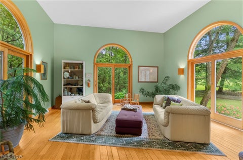 Tiny photo for 1337 Springwood TRCE SE, Warren, OH 44484 (MLS # 5239916)