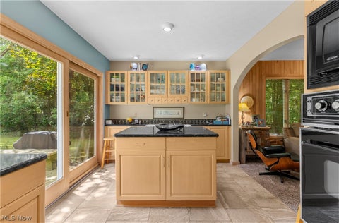Tiny photo for 1337 Springwood TRCE SE, Warren, OH 44484 (MLS # 5239916)