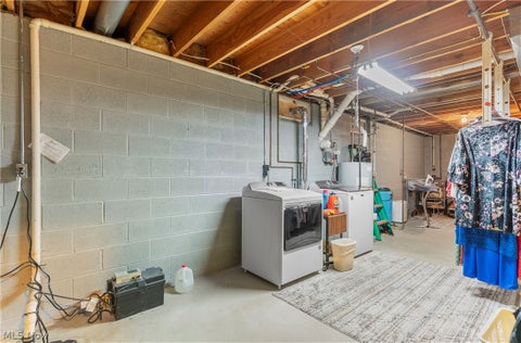 Tiny photo for 1337 Springwood TRCE SE, Warren, OH 44484 (MLS # 5239916)