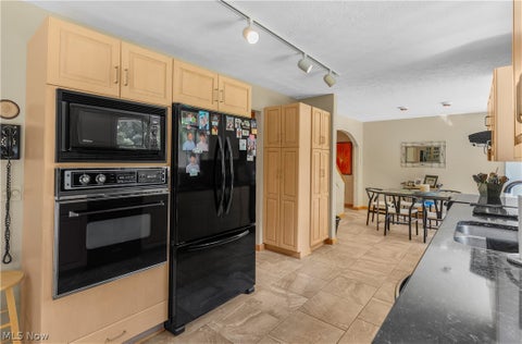 Tiny photo for 1337 Springwood TRCE SE, Warren, OH 44484 (MLS # 5239916)