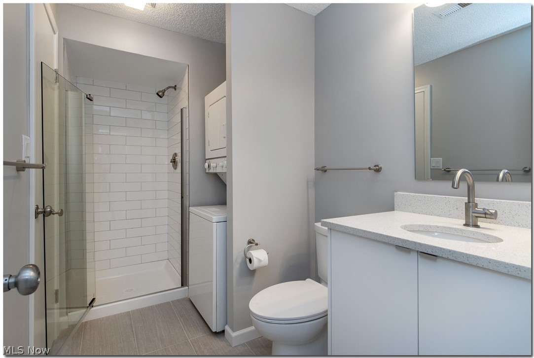 Fox Hol/Woodhawk Condo Ph 02 - Residential