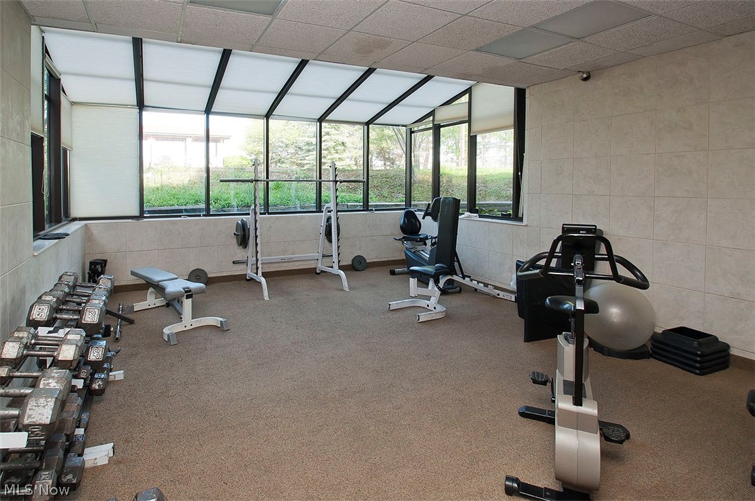 Fox Hol/Woodhawk Condo Ph 02 - Residential