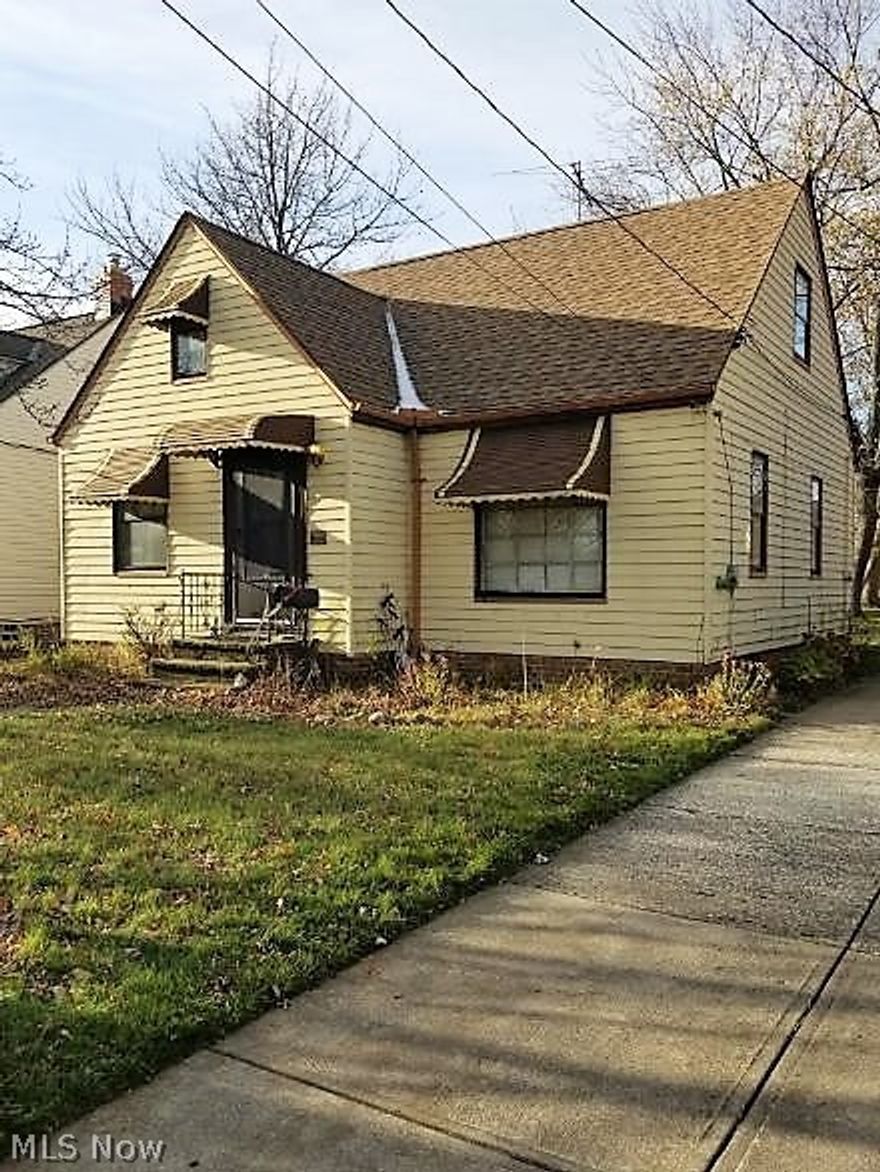 Return this house back into a home. Please view carefully. Cash buyers only. Call listing agent for entry.Seller has called for highest and best and extended the time to 5:00 pm today, Friday, November 20. Executor will be reviewing all offers Monday morning.