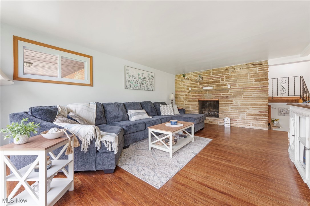 3184 Landscape Circle, Canton, Ohio image 2