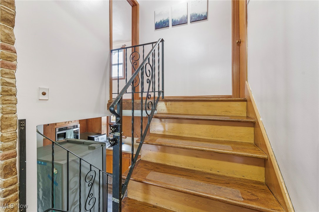 3184 Landscape Circle, Canton, Ohio image 14