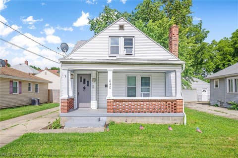 Homes For Sale - 640 Seiberling Street<br/> Akron, OH 44306