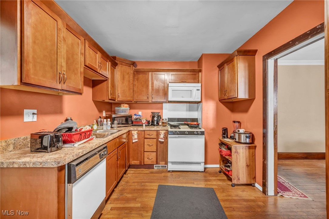 3707 W 140th Street, Cleveland, Ohio image 9