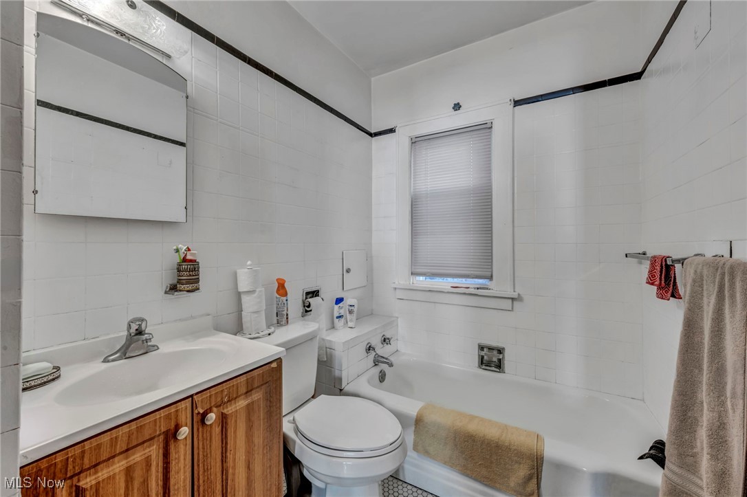 3707 W 140th Street, Cleveland, Ohio image 22