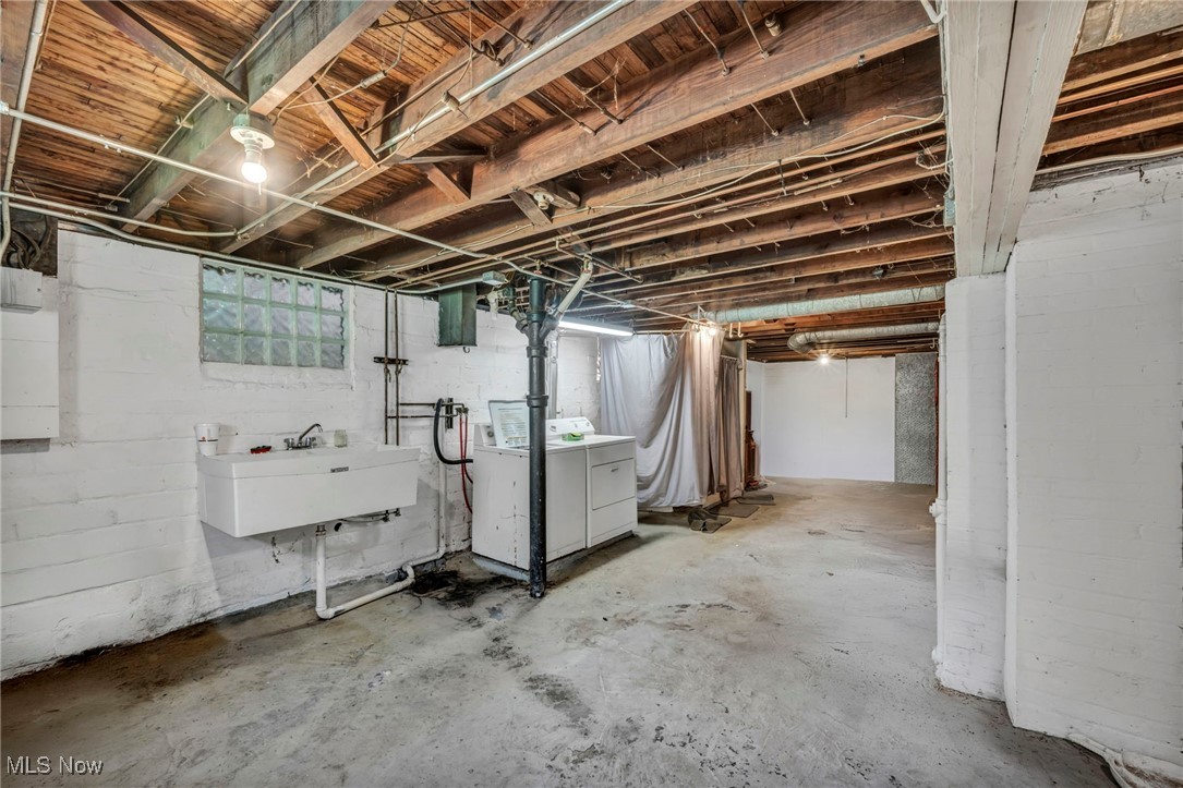 3707 W 140th Street, Cleveland, Ohio image 30