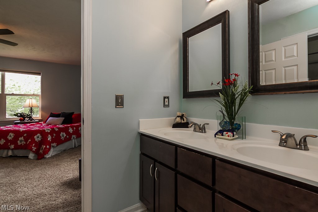 J H Mccall Inc Bedford Hlnds S - Residential