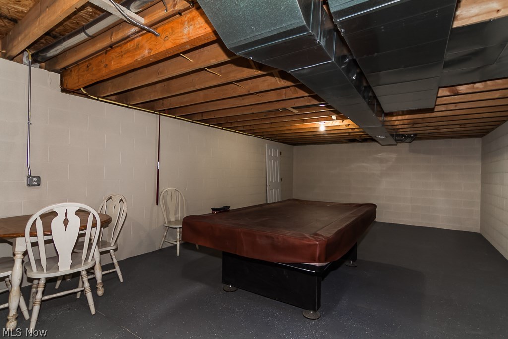 J H Mccall Inc Bedford Hlnds S - Residential