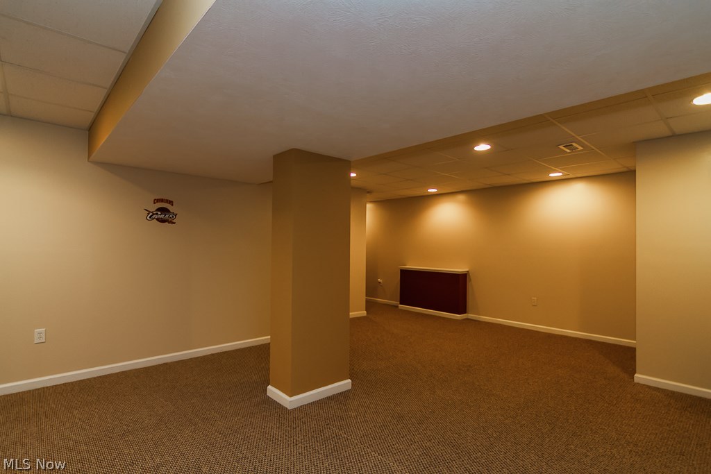 J H Mccall Inc Bedford Hlnds S - Residential