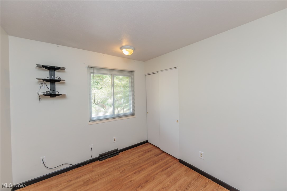 Village Gree - Residential